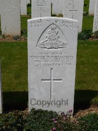 Savy British Cemetery - Williamson, Wilfred Tyrrell