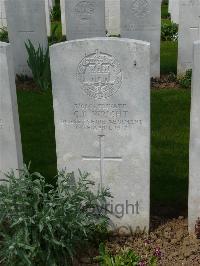 Savy British Cemetery - Wright, C R