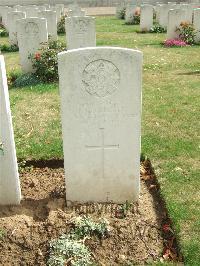 Serre Road Cemetery No.2 - Barrett, Frank G.