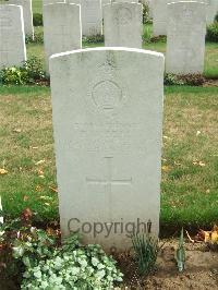 Serre Road Cemetery No.2 - Beal, Frederick William