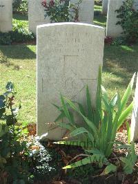 Serre Road Cemetery No.2 - Bell, Robert