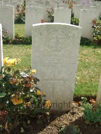 Serre Road Cemetery No.2 - Bell, Thomas