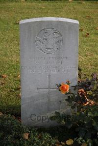 Serre Road Cemetery No.2 - Booth, Walter