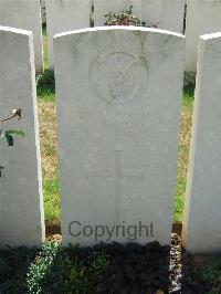 Serre Road Cemetery No.2 - Boult, Louis John