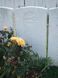 Serre Road Cemetery No.2 - Broadbent, Thomas Dakin