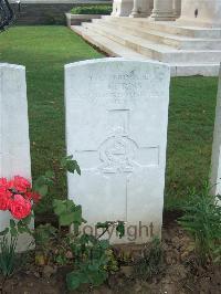 Serre Road Cemetery No.2 - Burns, Thomas