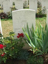 Serre Road Cemetery No.2 - Cameron, James