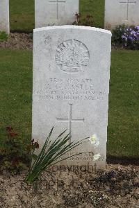 Serre Road Cemetery No.2 - Castle, Leslie Gordon