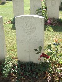 Serre Road Cemetery No.2 - Chapman, Leonard