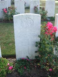 Serre Road Cemetery No.2 - Clarke, Robert Stephen Alfred