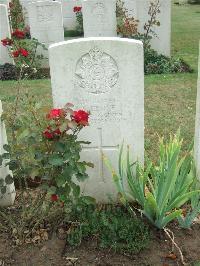 Serre Road Cemetery No.2 - Crone, Thomas