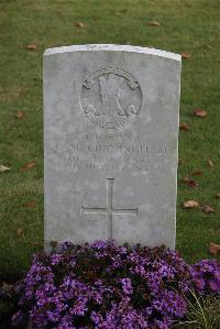 Serre Road Cemetery No.2 - Cunningham, George Moncrieff