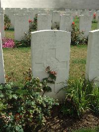 Serre Road Cemetery No.2 - Dale, Herbert