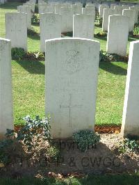 Serre Road Cemetery No.2 - Dixie, John