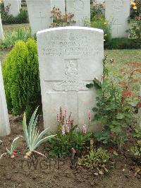 Serre Road Cemetery No.2 - Dugdale, Peter