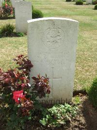 Serre Road Cemetery No.2 - Elliott, William George