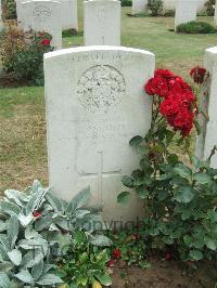 Serre Road Cemetery No.2 - English, Robert