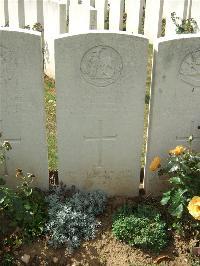 Serre Road Cemetery No.2 - Field, Henry Lionel