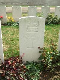 Serre Road Cemetery No.2 - Fieldhouse, Robert