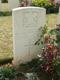 Serre Road Cemetery No.2 - France, Richard Burton