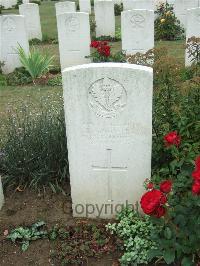 Serre Road Cemetery No.2 - Grisdale, Edward