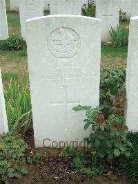 Serre Road Cemetery No.2 - Heston, John