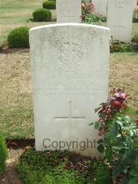 Serre Road Cemetery No.2 - Horsfield, Robert