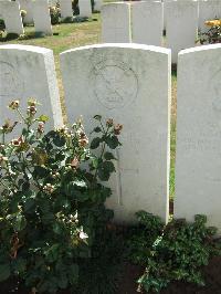 Serre Road Cemetery No.2 - Howe, Charles