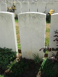 Serre Road Cemetery No.2 - Hoyle, James