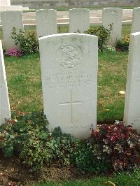 Serre Road Cemetery No.2 - Hundleb, Harry St. Ronan