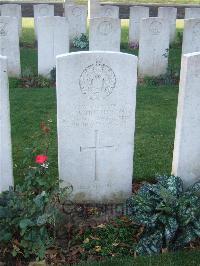 Serre Road Cemetery No.2 - Hutchison, George Whitelaw