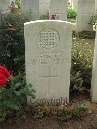 Serre Road Cemetery No.2 - Ireland, William A.