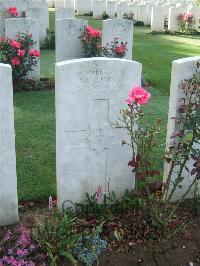 Serre Road Cemetery No.2 - Liddle, Richard Mordey