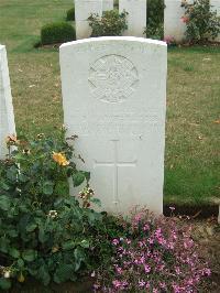 Serre Road Cemetery No.2 - MacFarlane, Robert Speedon