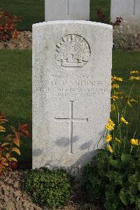 Serre Road Cemetery No.2 - Manders, John Henry