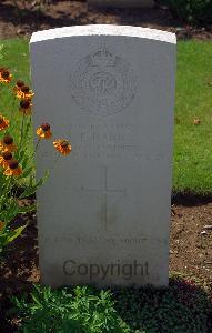 St. Charles De Percy War Cemetery - Barr, Frederick