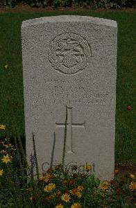 St. Charles De Percy War Cemetery - Cox, Peter Vernon