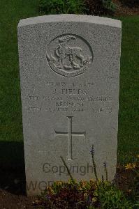 St. Charles De Percy War Cemetery - Fields, John