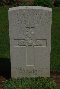 St. Charles De Percy War Cemetery - Foster, Mervyn Atchison