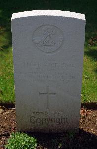 St. Charles De Percy War Cemetery - France, John Henry