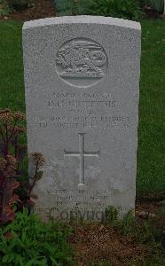 St. Charles De Percy War Cemetery - Griffiths, Douglas Haig