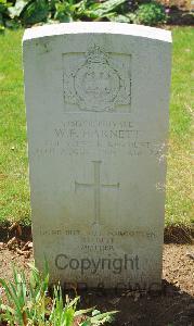 St. Charles De Percy War Cemetery - Harnett, William Frederick