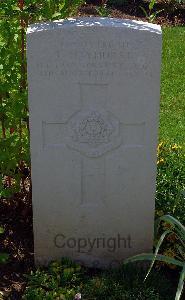 St. Charles De Percy War Cemetery - Hayhurst, Leonard