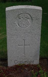 St. Charles De Percy War Cemetery - Hillier, Ronald Henry