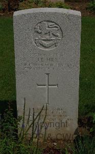 St. Charles De Percy War Cemetery - Hill, James Edward