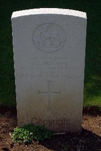 St. Charles De Percy War Cemetery - Hughes, Charles Edward