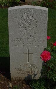 St. Charles De Percy War Cemetery - Irving, Alfred