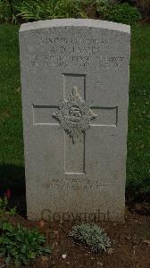 St. Charles De Percy War Cemetery - James, Arthur Owen