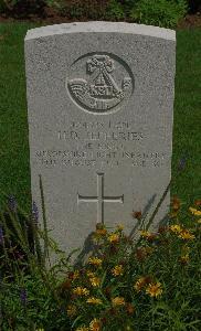 St. Charles De Percy War Cemetery - Jefferies, Horace Donald