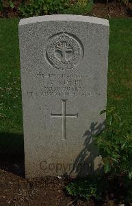 St. Charles De Percy War Cemetery - Kuner, Joseph Vivian